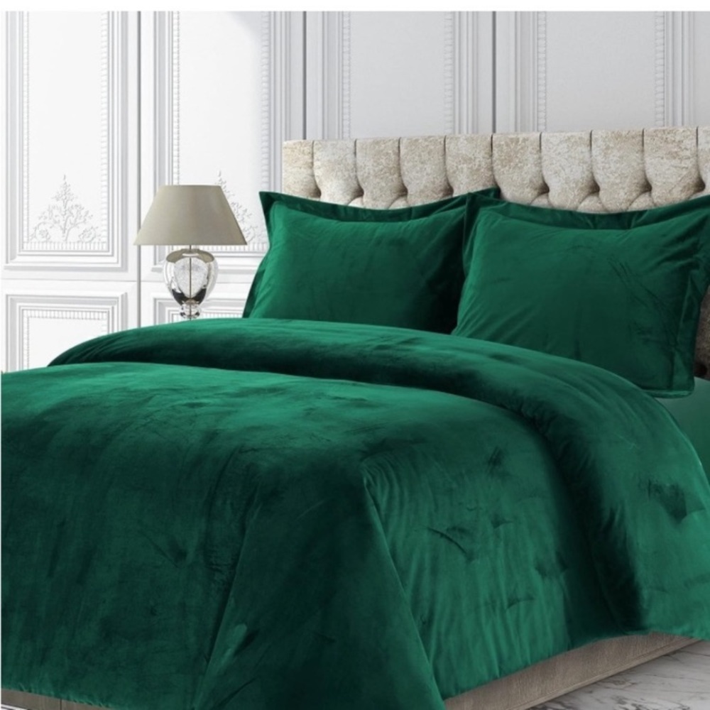 Plush Emerald Green Duvet Cover Set